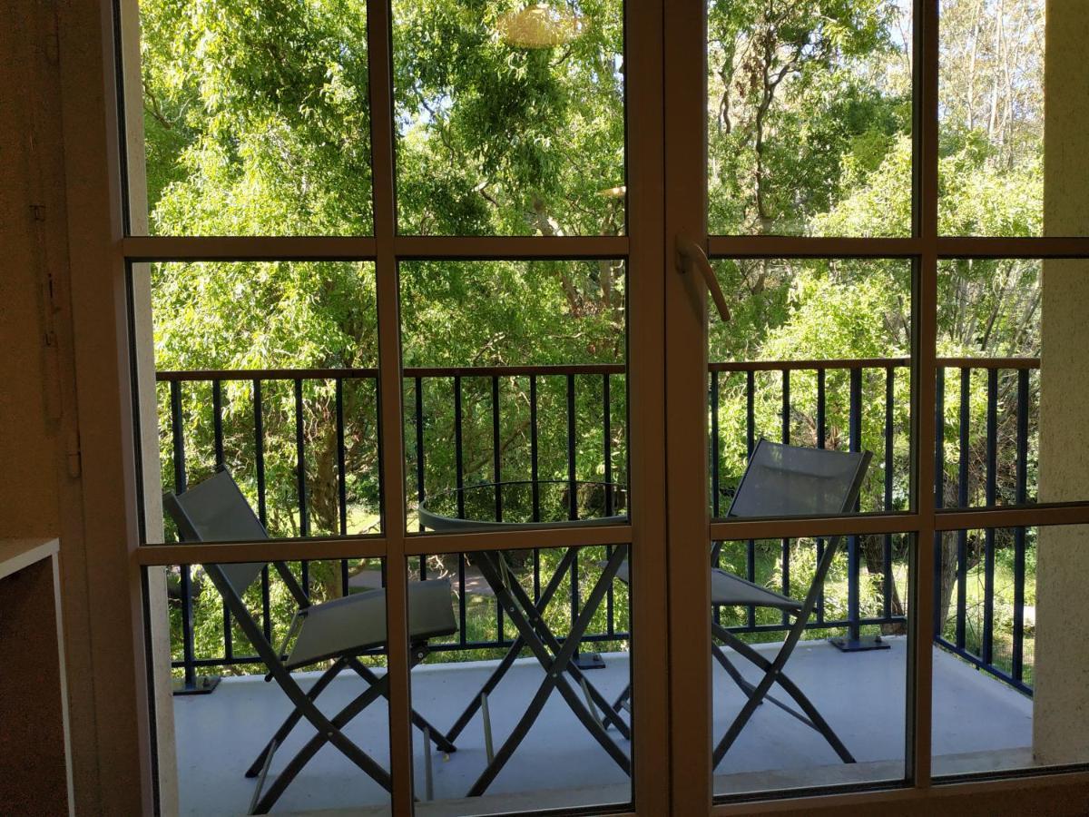 אמיינס Bonvallet - Studio Paisible Et Chaleureux Avec Balcon מראה חיצוני תמונה